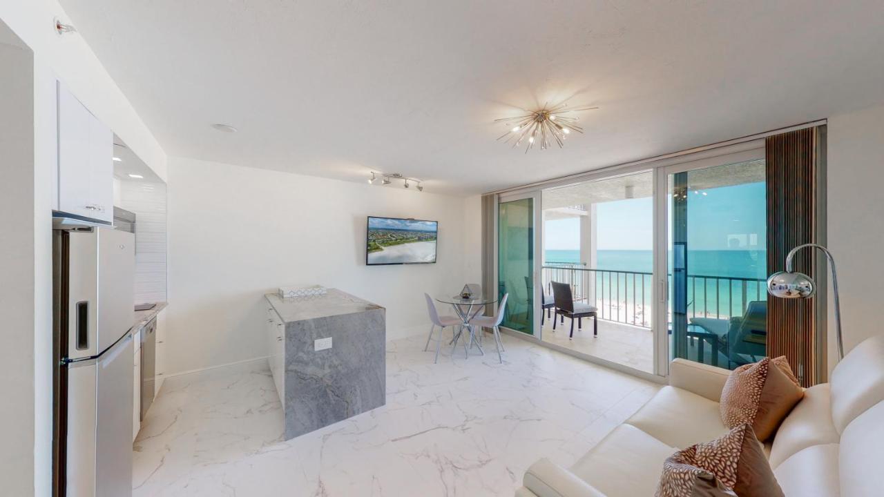 Totally Renovated Beachfront Condo At Apollo! Марко Айленд Экстерьер фото